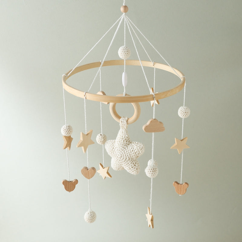 adorable mobile lit bébé bois avec
étoile