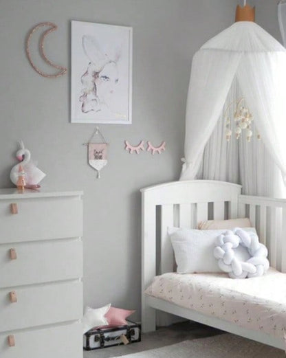 beau ciel de lit bébé blanc