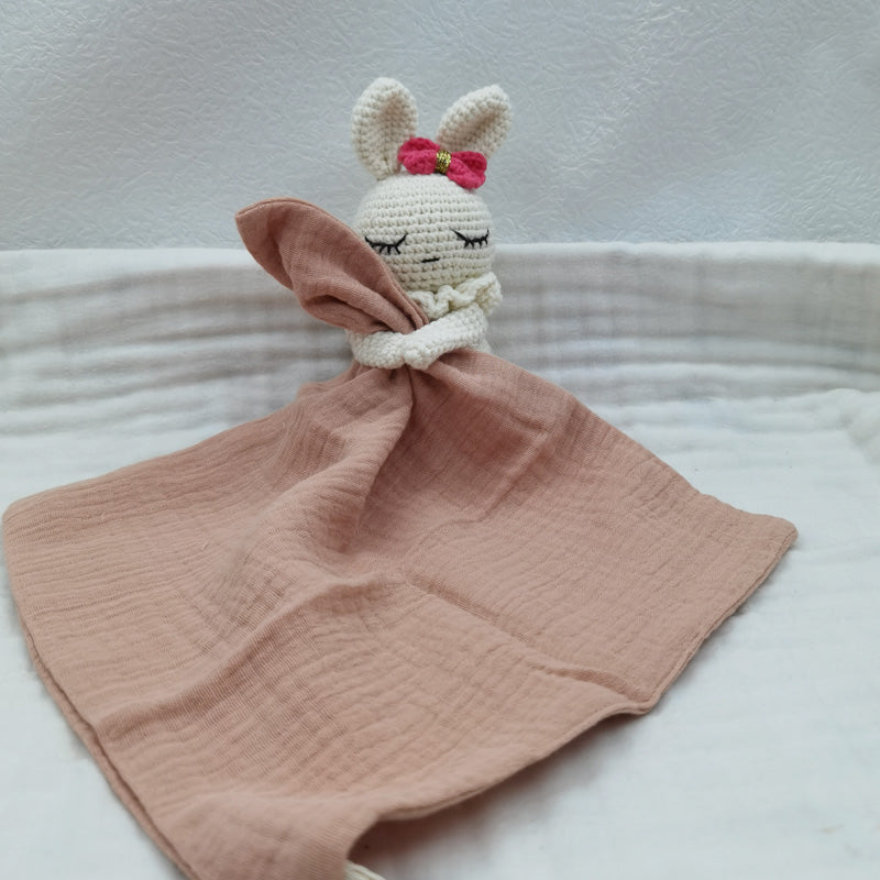beau doudou lapin vieux rose