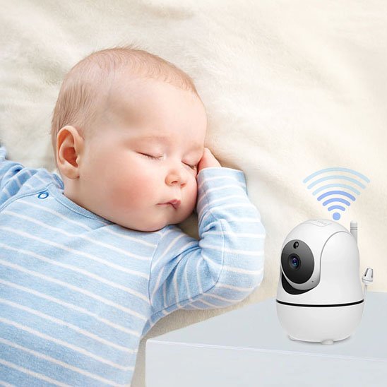 bébé dort avec camera surveillance bebe
