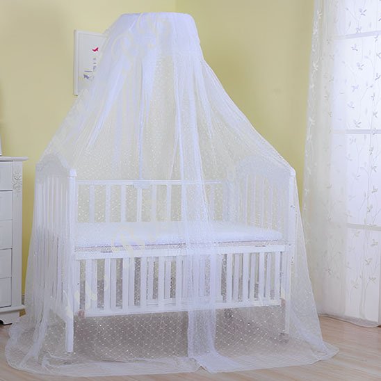 Ciel de lit bébé magie blanche