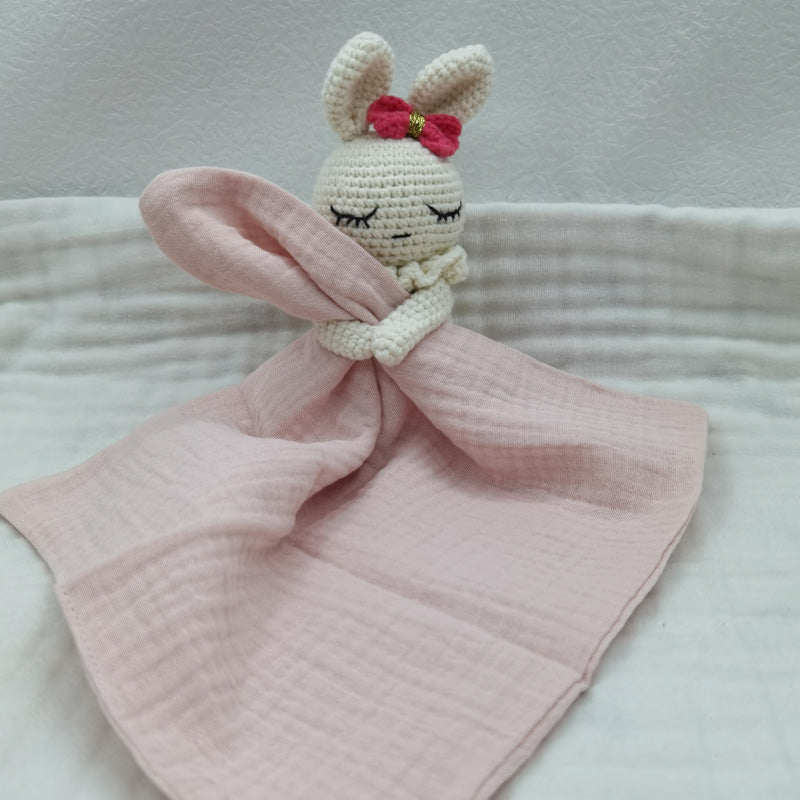 joli doudou lapin rose claire