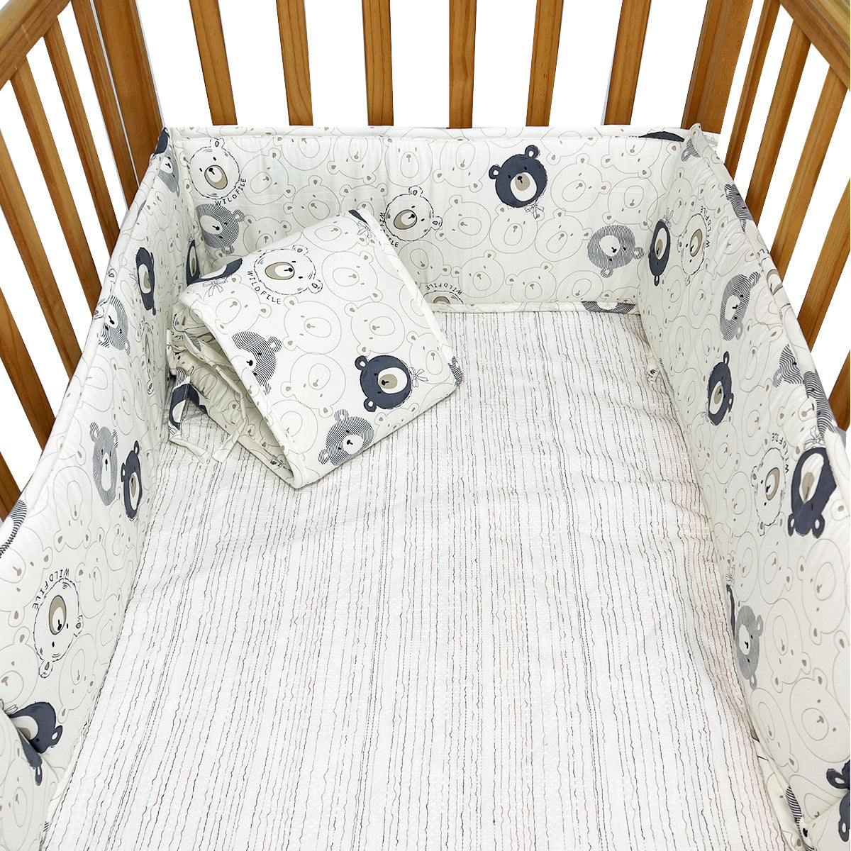 joli tour de lit pour bebe ourson