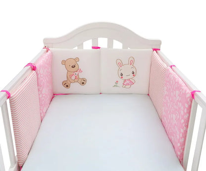 joli tour de lit rose blanc