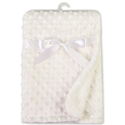 jolie couvertur bébé blanche