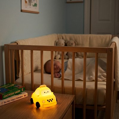 Veilleuse bébé taxi lumière jaune 